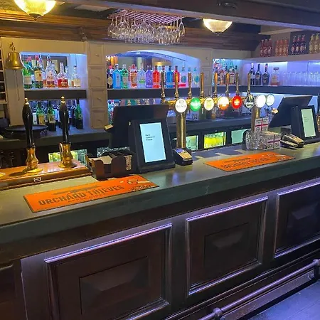 Hotel George 4*